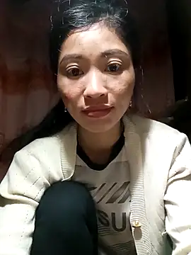 Snapshot of Phuongphuongg chatting on 09-29-25, 02:11 Phuongphuongg online show from 09-29-25, 02:11