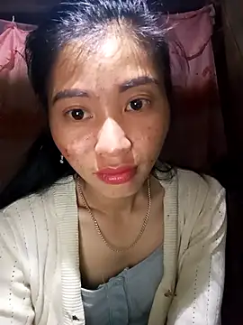 Snapshot of Phuongphuongg chatting on 10-01-25, 02:06 Phuongphuongg online show from 10-01-25, 02:06