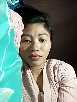 Snapshot of Phuongphuongg chatting on 11-03-25, 07:31 Phuongphuongg online show from 11-03-25, 07:31