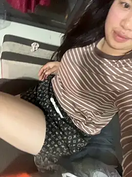 Nhung584 online show from 10-30-25, 02:29