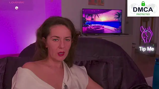 Witch in Silk online show from 09-18-25, 06:21