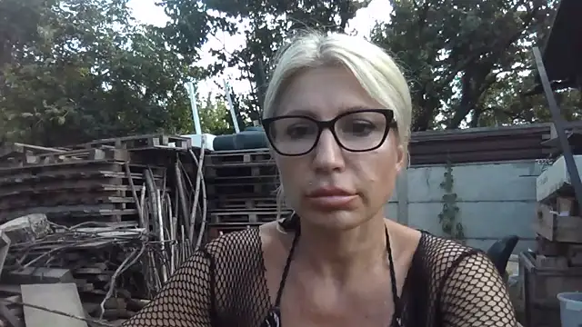 Snapshot of fox_red_lady7 chatting on 07-03-26, 02:12 fox red lady7 online show from 07-03-26, 02:12