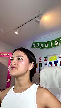 Snapshot of LUNAA___ chatting on 07-10-26, 03:22 LUNAA online show from 07-10-26, 03:22
