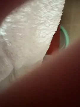 Snapshot of sonwmelt1 chatting on 03-09-26, 08:18 sonwmelt1 online show from 03-09-26, 08:18