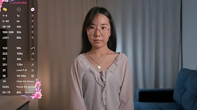 Snapshot of UdelaDodson chatting on 09-26-25, 03:05 UdelaDodson online show from 09-26-25, 03:05