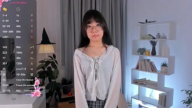 Snapshot of UdelaDodson chatting on 11-27-25, 01:07 UdelaDodson online show from 11-27-25, 01:07