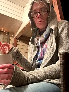 Snapshot of bb_empress chatting on 11-11-25, 02:55 bb empress online show from 11-11-25, 02:55