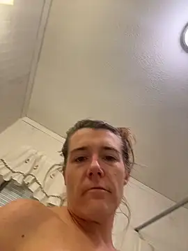 Snapshot of bb_empress chatting on 12-04-25, 10:18 bb empress online show from 12-04-25, 10:18