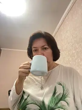 Kiravix online show from 10-28-25, 06:50