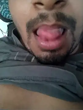 Snapshot of Rohit4500 chatting on 10-20-25, 03:29 Rohit4500 online show from 10-20-25, 03:29