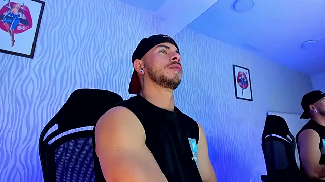 Snapshot of dylan_jacobx chatting on 11-23-25, 02:00 dylan jacobx online show from 11-23-25, 02:00