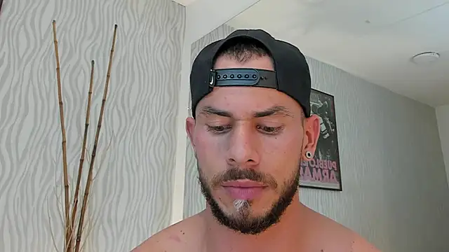 Snapshot of dylan_jacobx chatting on 07-16-26, 07:31 dylan jacobx online show from 07-16-26, 07:31