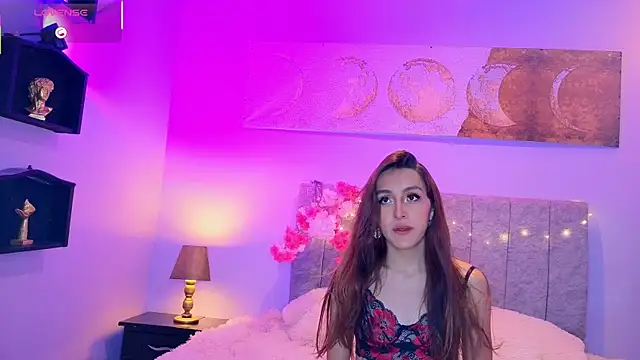 antonellastar24  online show from 09-15-25, 07:58