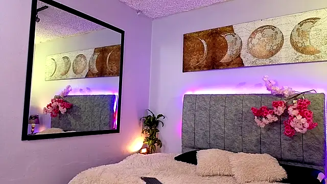 antonellastar24  online show from 10-10-25, 08:30