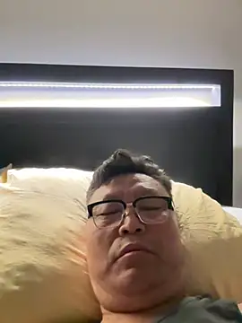 Snapshot of tashaninlife chatting on 03-17-26, 01:10 tashaninlife online show from 03-17-26, 01:10