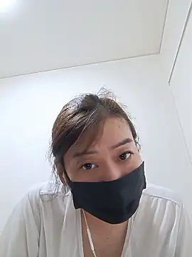 Snapshot of taru1225 chatting on 05-31-26, 01:18 taru1225 online show from 05-31-26, 01:18