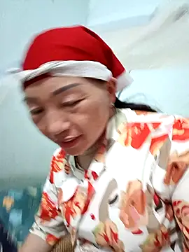 Snapshot of Exembin chatting on 09-21-25, 01:02 Exembin online show from 09-21-25, 01:02