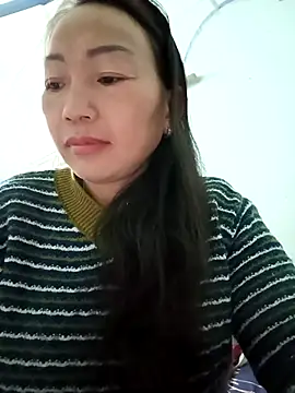 Snapshot of Exembin chatting on 01-06-26, 09:18 Exembin online show from 01-06-26, 09:18