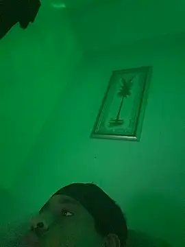 tyrek5051 online show from 11-22-25, 04:33