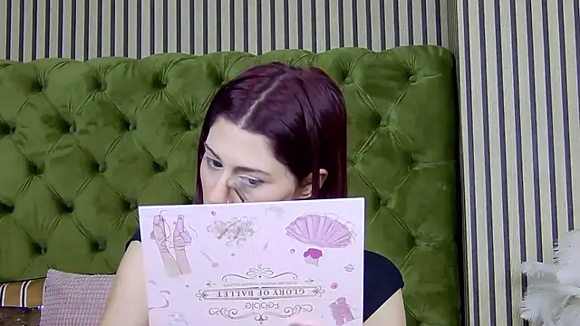 LunaHart online show from 11-30-25, 02:10