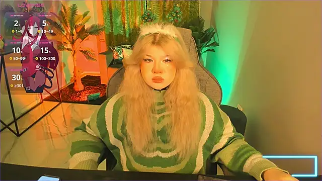 Snapshot of LilithNelson chatting on 12-04-25, 11:35 LilithNelson online show from 12-04-25, 11:35