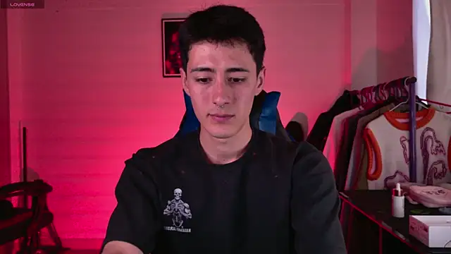 Snapshot of Jeremias_miller chatting on 12-17-25, 09:32 Jeremias miller online show from 12-17-25, 09:32