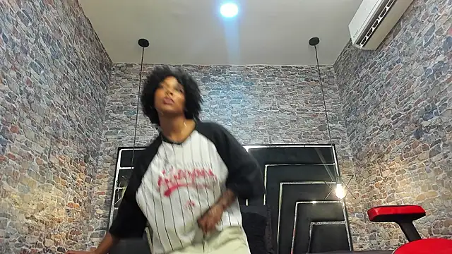 Snapshot of WILD_FIREE_ chatting on 02-19-26, 07:21 WILD FIREE online show from 02-19-26, 07:21