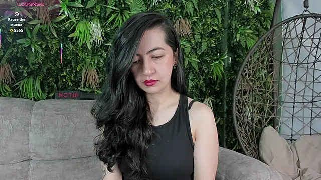 Saya Amaretto1 online show from 09-19-25, 09:04