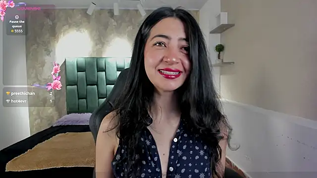 Saya Amaretto1 online show from 01-05-26, 07:39