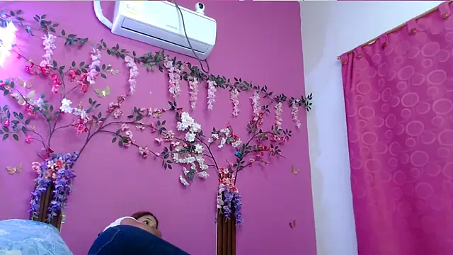 skinnybarbie022 online show from 03-04-26, 12:38