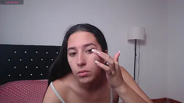 Snapshot of lilacream chatting on 09-10-25, 03:01 lilacream online show from 09-10-25, 03:01