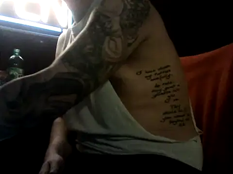 Snapshot of WyattL96 chatting on 04-26-26, 10:29 WyattL96 online show from 04-26-26, 10:29