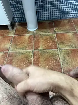 Snapshot of Pollon1994 chatting on 11-28-25, 10:45 Pollon1994 online show from 11-28-25, 10:45