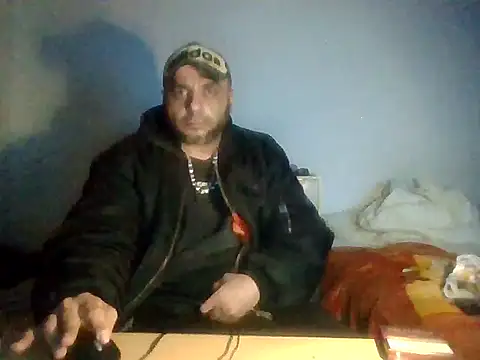 Snapshot of SmokedAlloy2 chatting on 11-30-25, 04:44 SmokedAlloy2 online show from 11-30-25, 04:44