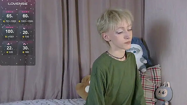 Snapshot of NextVibe_ chatting on 02-16-26, 05:53 NextVibe online show from 02-16-26, 05:53