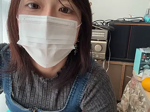 Snapshot of chaco_ chatting on 12-15-25, 05:44 chaco online show from 12-15-25, 05:44