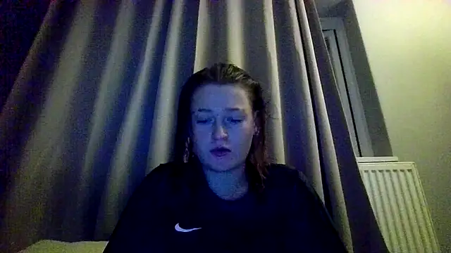 Snapshot of RUBY-ROSE-SWINGS chatting on 11-01-25, 05:48 RUBY-ROSE-SWINGS online show from 11-01-25, 05:48