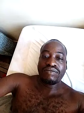 Snapshot of WaiterZim chatting on 02-02-26, 08:13 WaiterZim online show from 02-02-26, 08:13