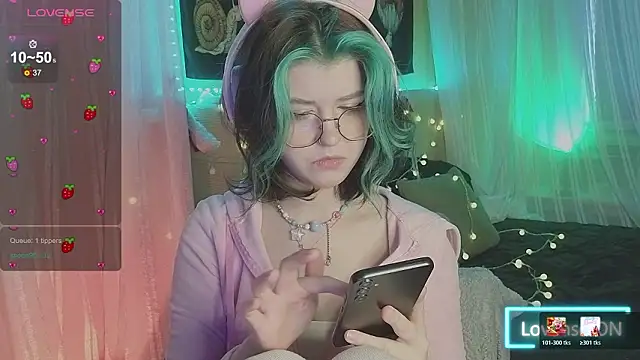 Miko Meow online show from 03-08-26, 08:07