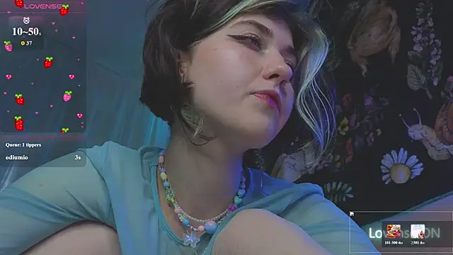 Snapshot of Miko_Meow chatting on 07-05-26, 03:30 Miko Meow online show from 07-05-26, 03:30