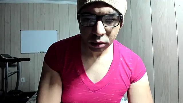 Snapshot of NaturalBeautyQueen chatting on 10-17-25, 09:34 NaturalBeautyQueen online show from 10-17-25, 09:34