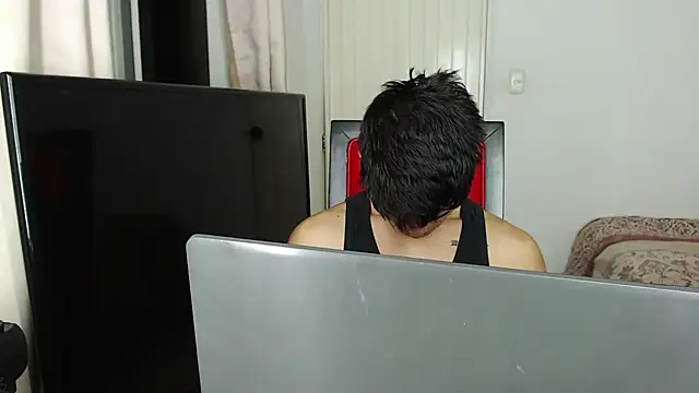 Snapshot of Alex_mojica chatting on 11-01-25, 07:10 Alex mojica online show from 11-01-25, 07:10