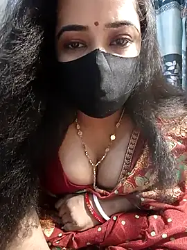 Snapshot of Natasa-4455 chatting on 11-08-25, 07:01 Natasa-4455 online show from 11-08-25, 07:01