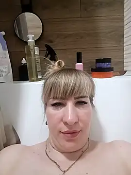 Snapshot of babyjessi chatting on 02-15-26, 10:36 babyjessi online show from 02-15-26, 10:36