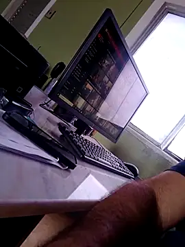 Snapshot of cherlebrow chatting on 12-21-25, 06:26 cherlebrow online show from 12-21-25, 06:26