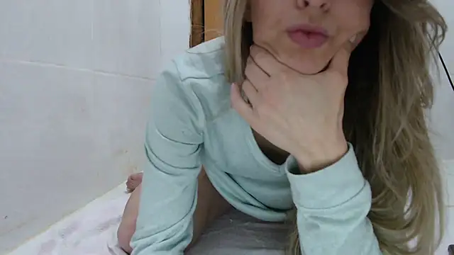 SweetGraciosa online show from 09-27-25, 03:33