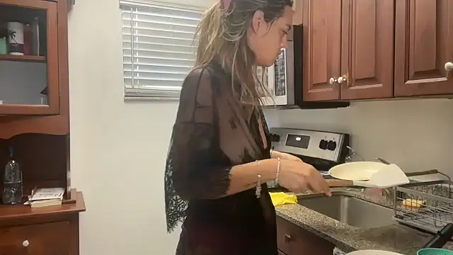 prettyykitty22 online show from 03-21-26, 02:31