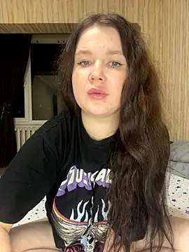 Di Olivia online show from 11-09-25, 04:27