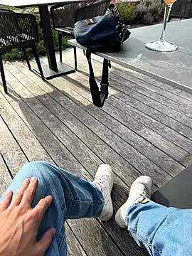 Manu97k online show from 09-16-25, 02:40