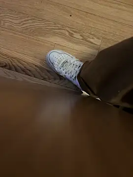 Manu97k online show from 10-04-25, 04:05